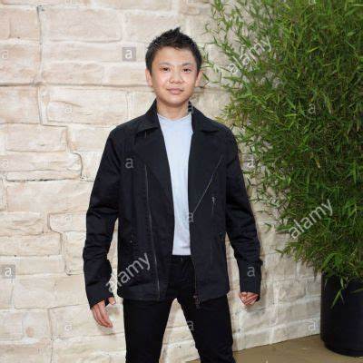 Zhenwei Wang - Net Worth, Age, Height, Birthday, Bio, Wiki!