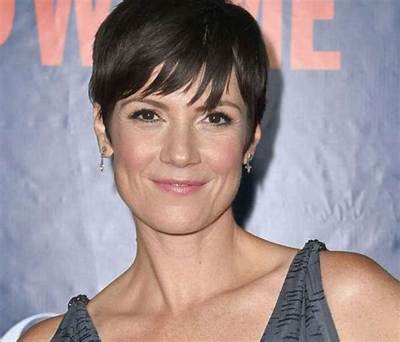 Zoe Mclellan Net Worth, Age, Height, Bio, Birthday, Wiki!