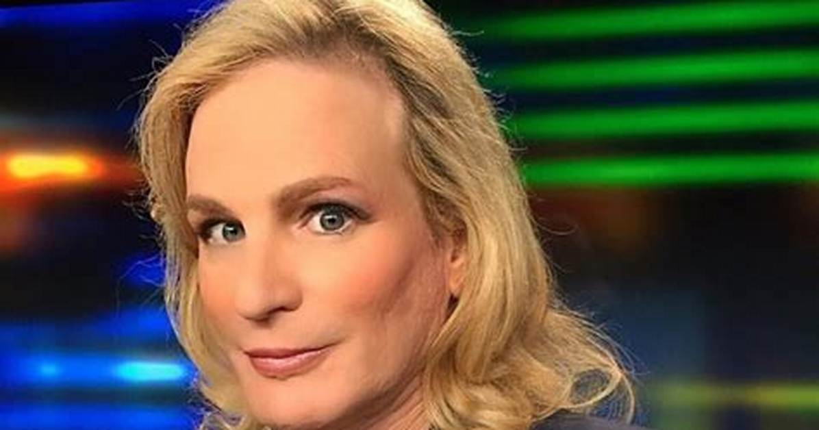 Zoey Tur - Net Worth, Age, Height, Birthday, Bio, Wiki!